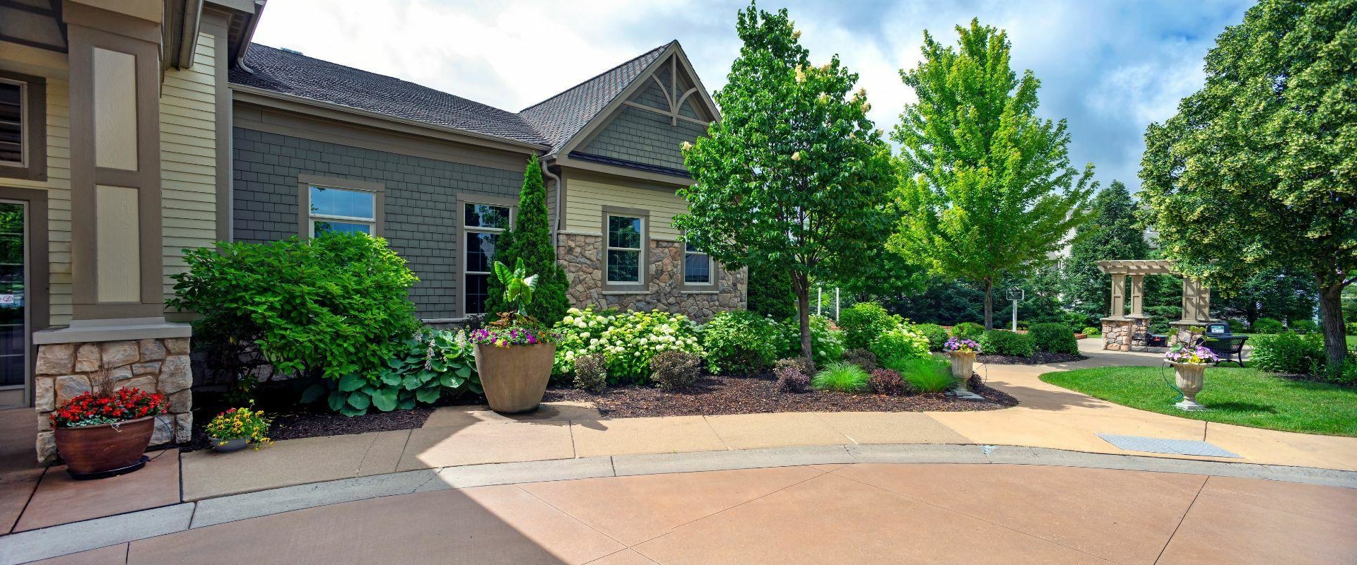 Why Civil Engineers Should Partner With A Landscaping Service Provider In Winter Garden?